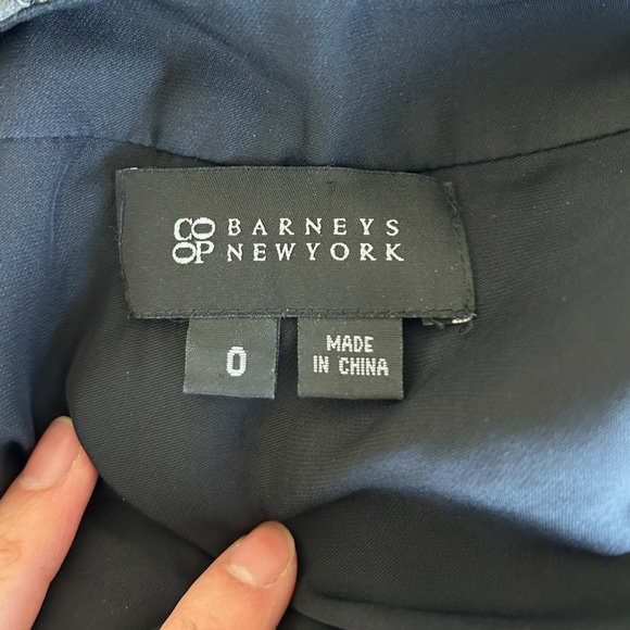 Barney’s grey patterned skirt - Picture 3 of 8